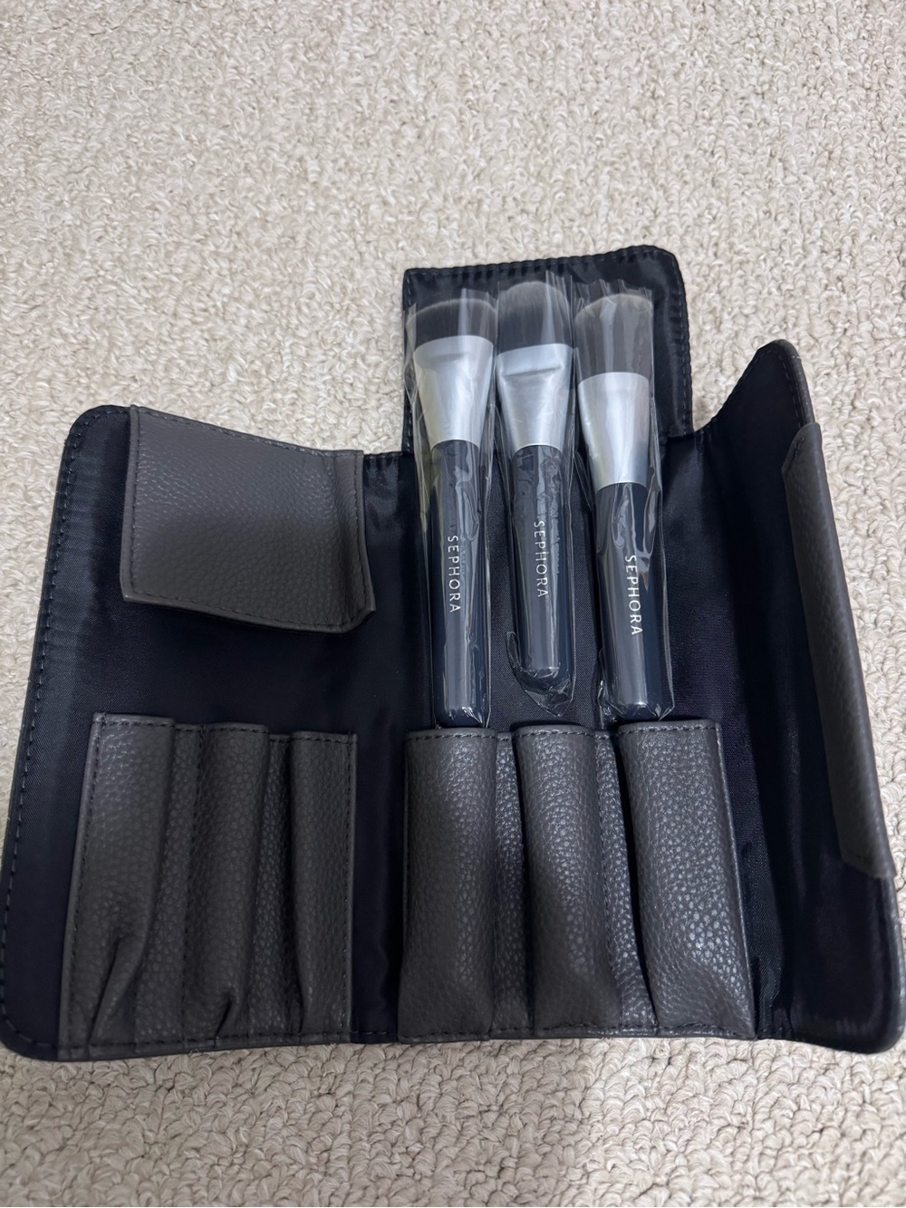 Sephora Makeup Brushes with Travel Roll